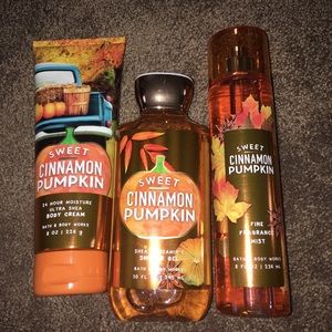 Bath & body works bundle. Sweet cinnamon pumpkin